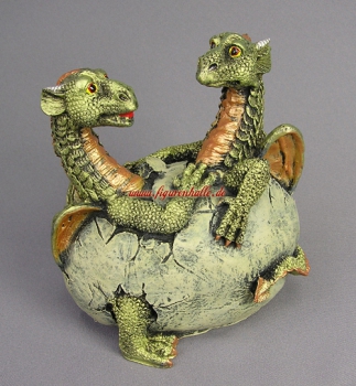 Drache aus dem Ei