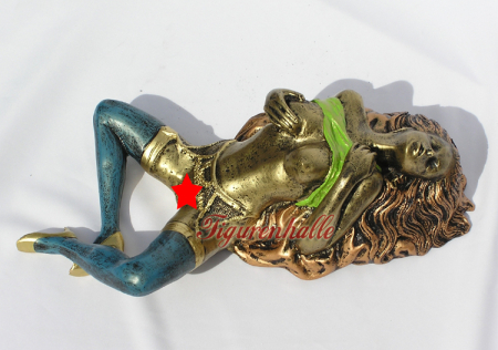Preview: Erotic statue