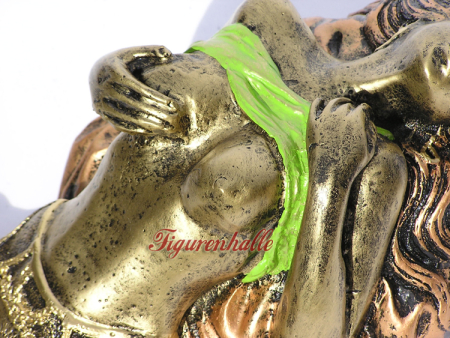 Preview: Breasts figure