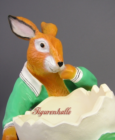 Fensterbank Osterhase mit Eierschale
