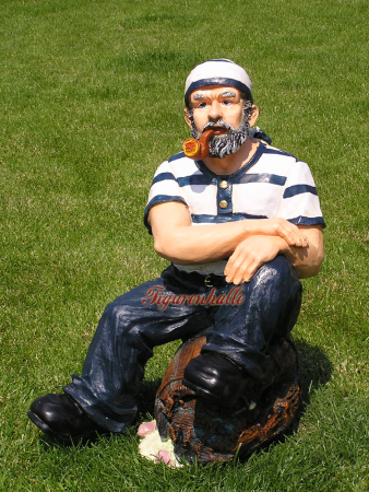 Preview: Pirat auf Tonne Figur