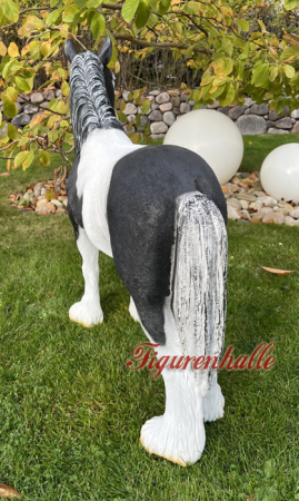 Preview: schwarz weißes Pferd Figur