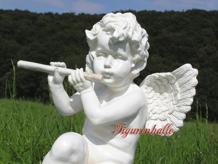 Romantic angel figures