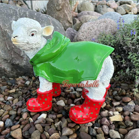 Preview: Lamm im Regenmantel rot mit Mütze Figur