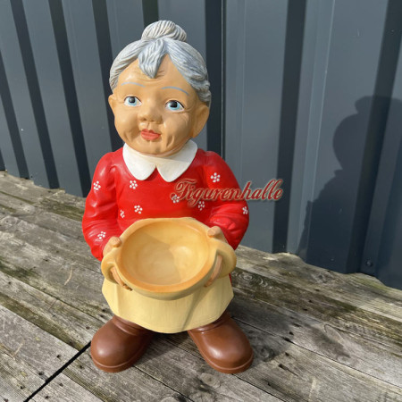 Oma mit Schale Figur