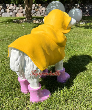 Preview: Lamm Dekofigur mit Regenmantel zur Deko