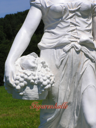 Preview: Woman wine basket statue