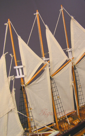 Klassisches Modellboot zur Deko