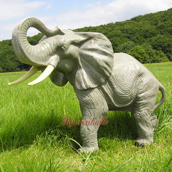 Elephant figure