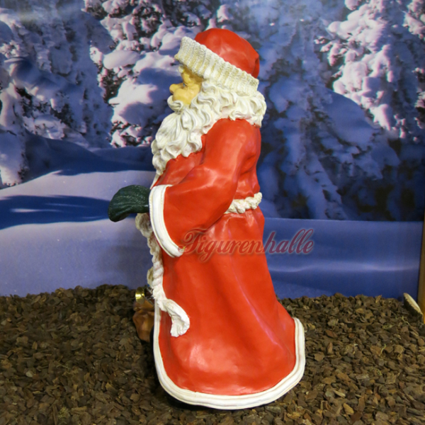 Winter Christmas figures