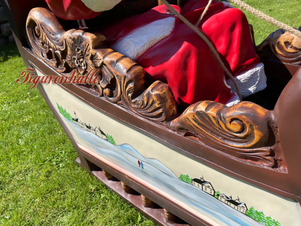 Winterliche Dekoration Gartenfigur Nikolaus