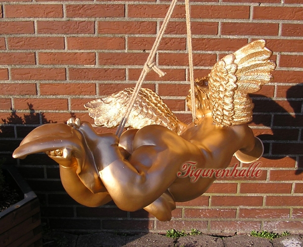 Winterlicher Gold Engel