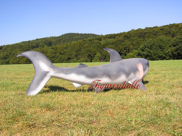 Great white shark statue figure