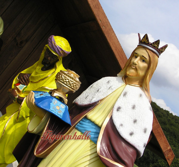 King for nativity figures set