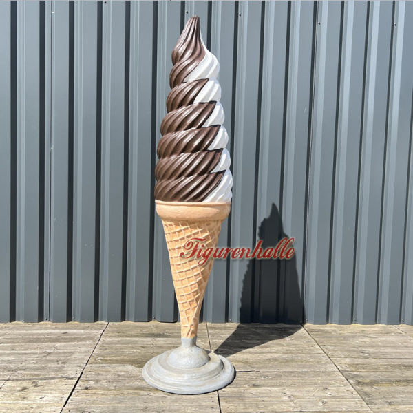 Soft ice cream advertising figure chocolate vanilla figure