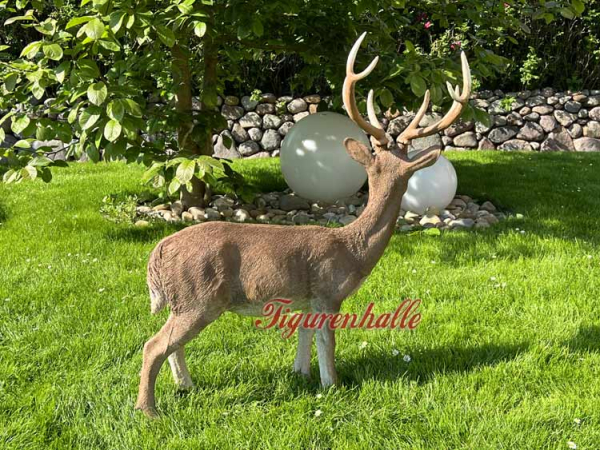 Decorative figurine deer