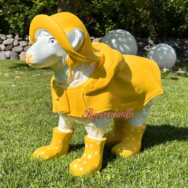 Sheep small figure Friesennertz yellow boots figure