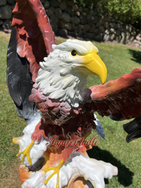 Eagle figure