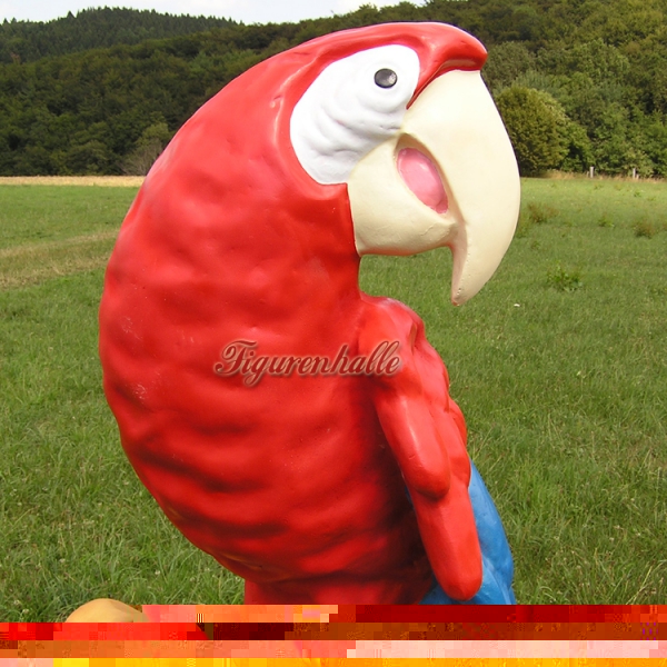 Parrot sculpture