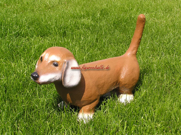 Rough haired dachshund figure