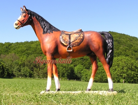 Preview: Braunes Pferd mit Sattel als Werbefigur Preview: Pferde Figur mit Bodenplatte