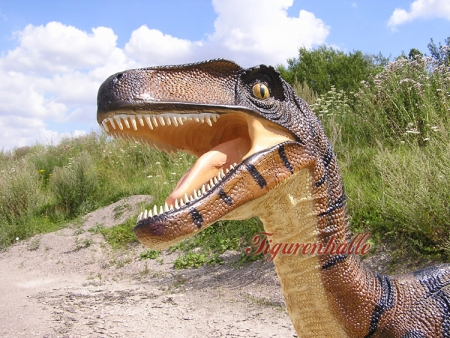 Lifelike Tyrannosaurus Rex statue