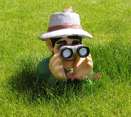 Preview: Garten Spanner mit Fernrohr Preview: Garten Figur Beobachter