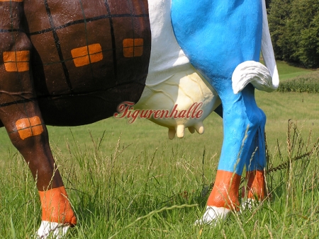 Cow decorative figure