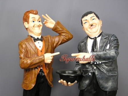 Preview: Dick und Doof als Butler Dekofigur Preview: Dick und Doof Statue