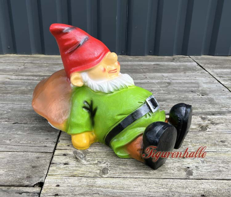 Zwerk auf Pilz Garten Idee