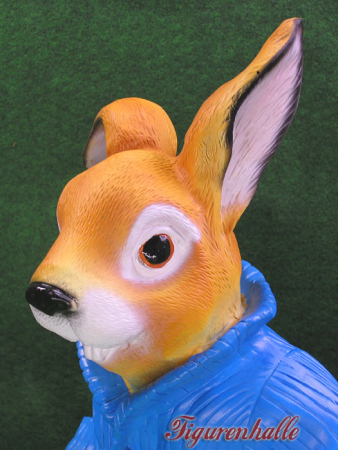 Lustige Außendekoration Osterhase