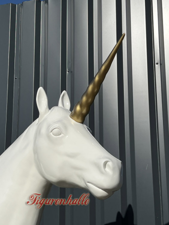 Einhorn mit gold Lackierung Farbelwesen