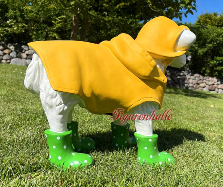 Preview: Lustiges Schaf mit  Südwester und Regenjacke mit Stiefeln in grün Preview: Frieseisches Schaf Südwester Gartenfigur