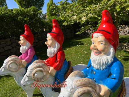 Gartenzwerge als Figur und Statue