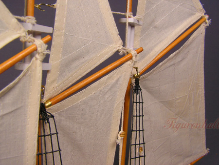 Preview: Der 3-Mast-Schoner Standmodell Holz