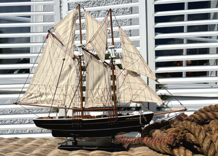 Bluenose Authentic Models