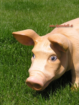 Pink pig decoration