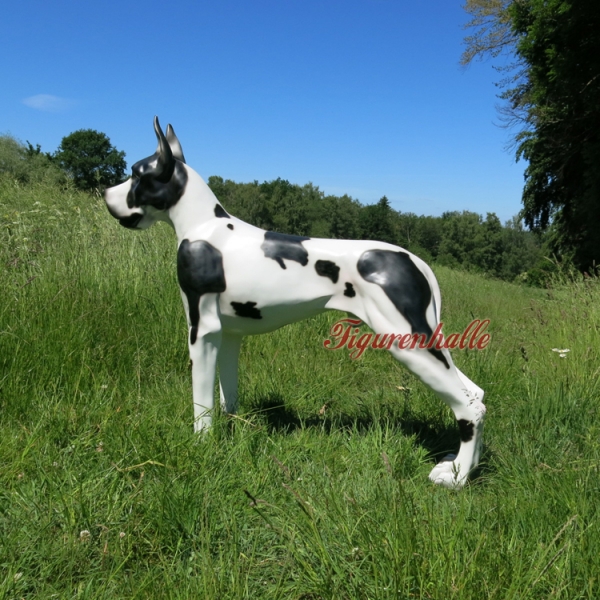 Dogge weiß schwarz Dekofigur