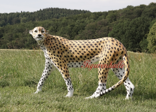 Leopard als Dekofigur