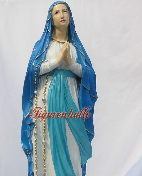Holy Mary statue