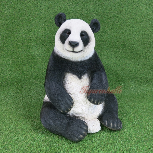 Panda bear figure at the zoo