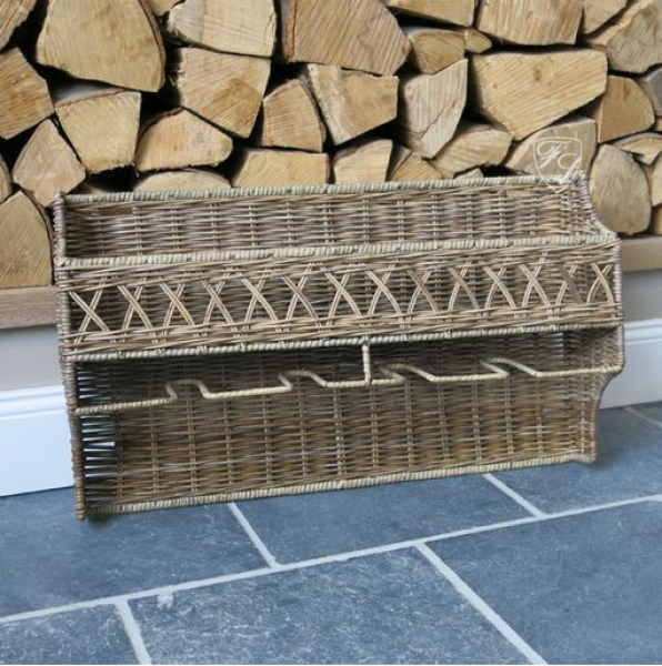 Rattan Regal für Weihngläser  Mediterraner Wohnstil