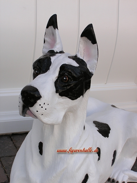 Dogge Gartenfigur