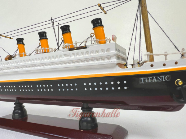 Titanic model handmade decoration