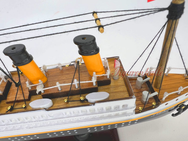 titanic model floatable