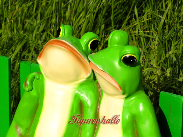 Frosch Gartenfigur Gartenteich mit Holzbank