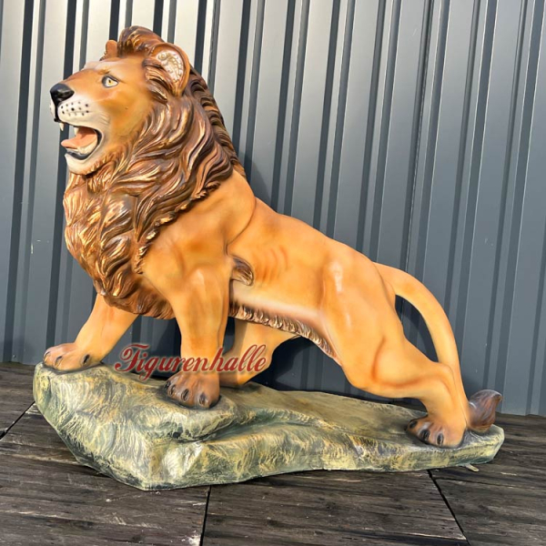 Löwe Aufstellfigur auf Steinplatte